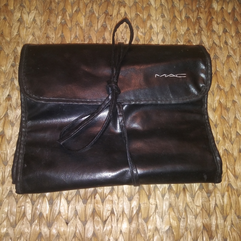 MAC BRUSH TRAVEL ROLL UP